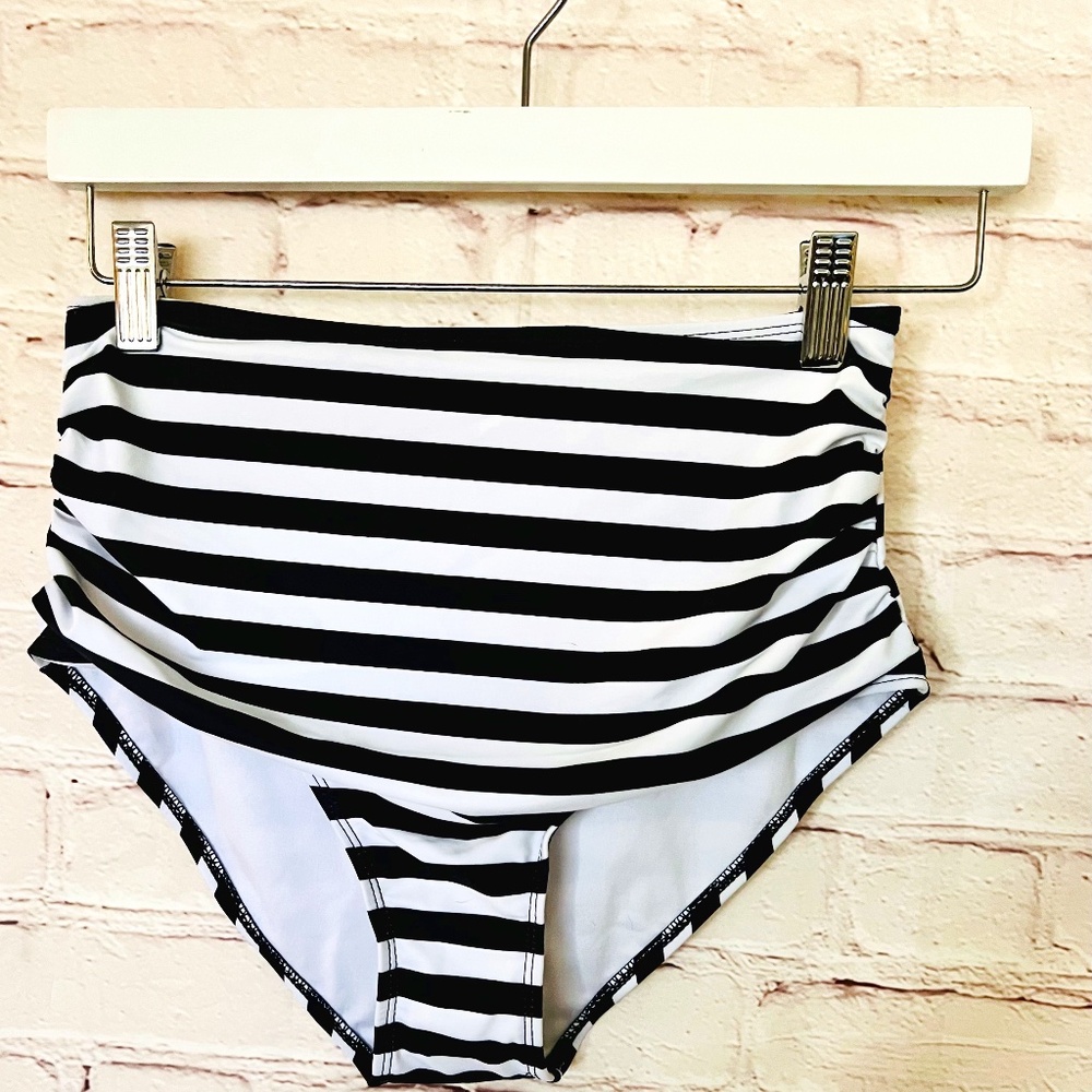 High-Waisted Black & White Striped Bikini Bottoms – Full Coverage Swim